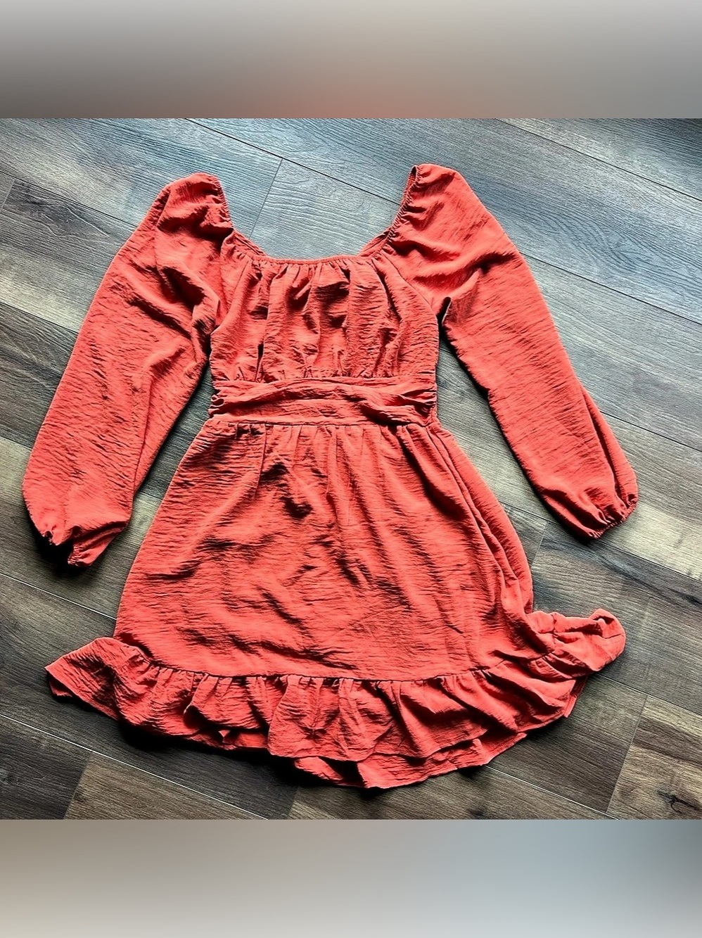 Long Sleeve Dress in Orange Size Medium. NWT